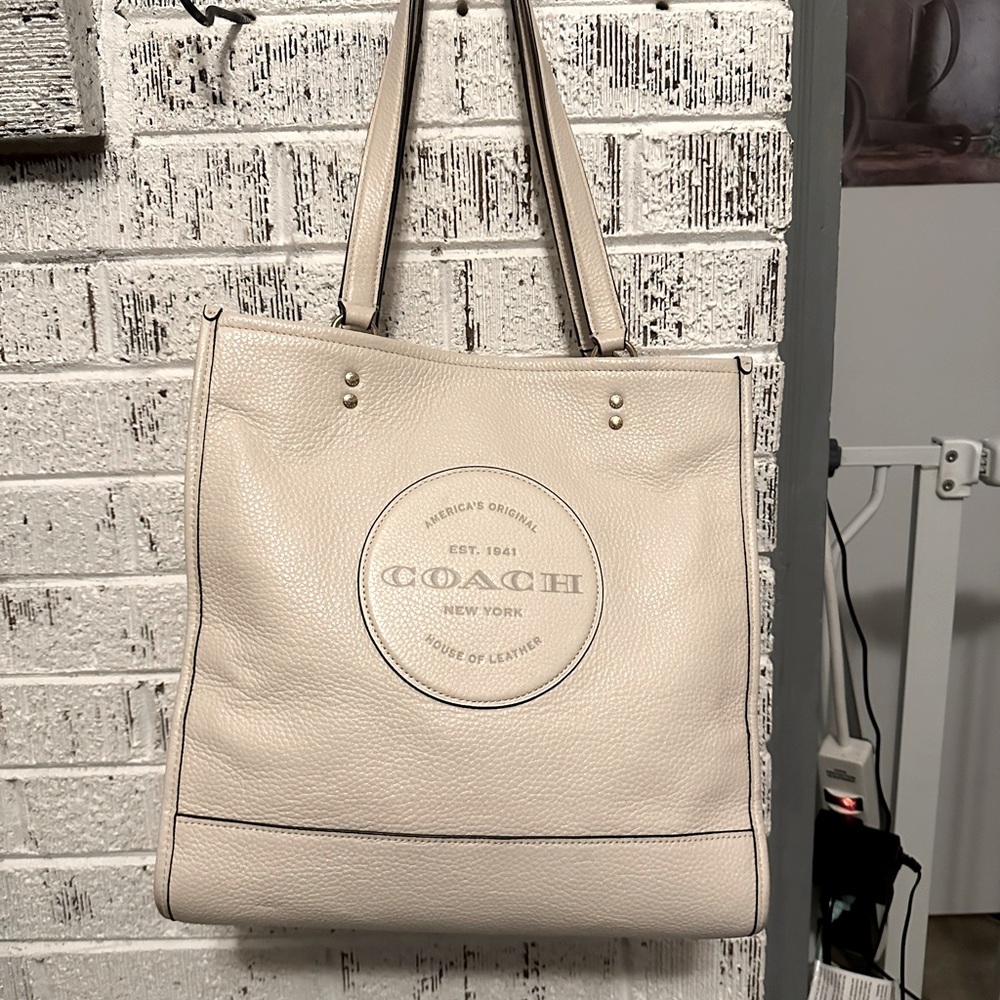 Coach tote